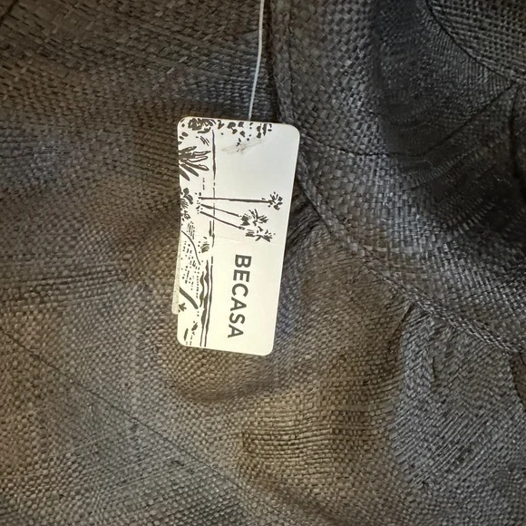 Oversized, Wide-Brim Hepburn-style Packable Ladies Black Hat - Picture 8 of 8